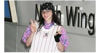 Billie Eilish é flagrada aos beijos com Nat Wolff e web a acusa de pink money: 'Um álbum inteiro sobre ser lésbica só para namorar um homem'