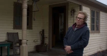 Tom Waits interpreta um pai excêntrico e recluso no teaser de Pai Mãe Irmã Irmão, de Jim Jarmusch