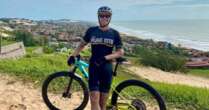 Médico morre após ser atropelado por caminhão enquanto andava de bicicleta em Natal