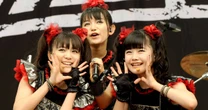 A reflexão do Babymetal sobre o sucesso repentino com 'Gimme Chocolate!!'