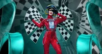 Brasileira vence etapa de concurso de Miss vestida como Ayrton Senna