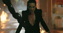 Por que "Watch It Burn" da Katy Perry ficou fora das playlists editoriais? Executivo explica
