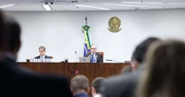 Zanin pergunta quando termina voto de Fux; 'Fico até hora que for preciso', responde ministro