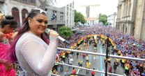 Globo troca abertura de 'Vale Tudo' e coloca Preta Gil cantando; veja o momento