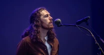 Hozier, engajado com a política no Brasil, não levará tema a show em SP: 'Fácil para alguém de fora'