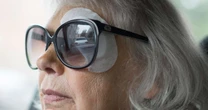 Pós-cirurgia ocular: médico descreve sinais esperados