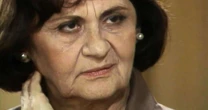 Dona Guiomar vira alvo e é possuída por Alexandre em 'A Viagem'