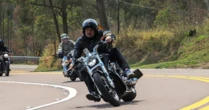 Morte de JP Mantovani: primeiras imagens da tragédia mostram moto caída após acidente fatal