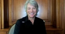 Bon Jovi conta como virou um avô coruja: 'É loucura, mas é maravilhoso!'