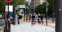 Homem é preso por ataque a faca contra três mulheres em plena luz do dia em Paris