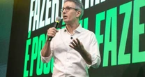 Zema eleva críticas a Flávio Bolsonaro: 'Quem estiver do lado de corrupto não conte comigo'