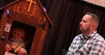 O que será que aconteceu? Investigador paranormal é encontrado morto acompanhado da boneca Anabelle