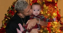Richarlison se irrita e detona internauta que criticou o nome do seu bebê: 'Vai caçar um serviço'