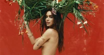 "EQUILIBRIVM Tour": Anitta convoca participação de "entidade da MPB" para show