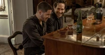 'Hit para Dois', com Paul Rudd e Nick Jonas, discute o plágio na música sem vilões: 'É complexo'