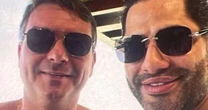 Flávio Bolsonaro tem foto com 'Sicário' divulgada por site, mas senador alega não conhecer o chefe da milícia de Vorcaro