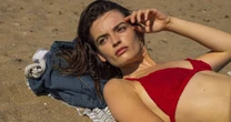 'Hot Milk', drama com Emma Mackey, ganha data para chegar ao streaming