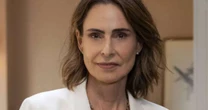Quem é? Silvia Pfeifer surge com novo namorado após fim do longo casamento