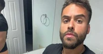 Brasileiro deportados dos EUA 'sumiu' ao chegar no Brasil e é encontrado em estação de ônibus
