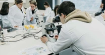 Universidade de Coimbra reforça presença no Brasil e aposta em inovação com empresas e Fiocruz