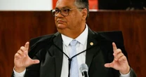 Dino lembra ameaça a ministros do STF e brinca: 'Gilmar vai primeiro'