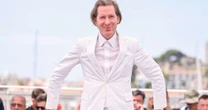 Wes Anderson questiona lógica das tarifas de Trump para filmes: 'Não é assim que funciona'