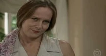 Vai aceitar? Estela recebe pedido de casamento de Alberto em 'A Viagem'