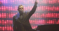 Elton John celebra 35 anos de sobriedade: 'Gratidão'