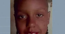 Polícia investiga morte de criança após comer bolo envenenado feito por avó; veja o que se sabe