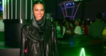 De all black a renda: relembre looks das famosas no The Town