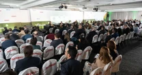 Brasil precisa reindustrializar, alerta professor da FGV
