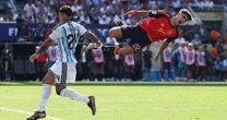 Análise: Por que triunfo da Espanha sobre a Argentina foi uma vitória para o futebol