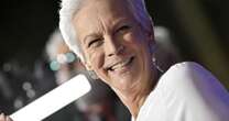 Jamie Lee Curtis comemora mais de 20 anos de sobriedade: 'Vida mudou completamente'