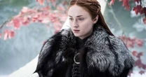 Atriz de 'Game of Thrones' disse que sentiu ânsia de vômito ao beijar ator em cena