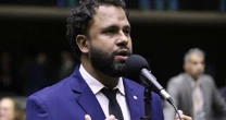 Bolsonaro está forçando anistia, diz líder da Câmara