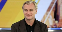 Como Christopher Nolan entra em contato com os atores mesmo sem ter celular