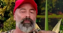 Veja a reação do SBT após humorista de 'A Praça é Nossa' ser condenado por abusar da filha