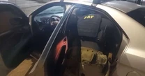 PRF prende homem com CNH falsa e dois mandados de prisão na BR-290, em Gravataí