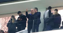 Fotógrafo que tirou foto de Moraes mostrando o dedo do meio é demitido