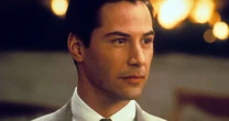 Hoje no streaming: Brad Pitt foi trocado por Keanu Reeves neste filme de terror que é um dos melhores dos anos 90