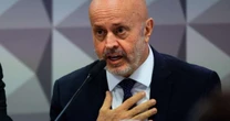 Mendonça manda Papuda explicar abordagem para pressionar 'Careca do INSS' a fazer delação