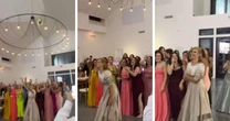 Viúva de Gugu tenta pegar buquê em casamento, mas perde para amiga da noiva