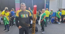 'O 8 de janeiro foi uma fatalidade', diz bolsonarista com batom gigante por anistia em ato em SP