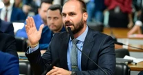 Como esquerda e direita reagiram ao envio do pedido de cassação de Eduardo Bolsonaro?