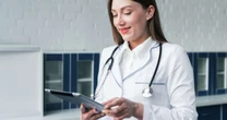 Médicos investem em tráfego pago para crescer online