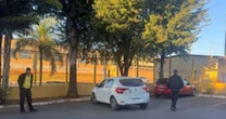 Mulher é flagrada dirigindo sem habilitação após prova teórica do Detran