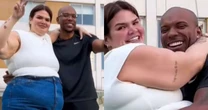 VÍDEO! Thaís Carla realiza sonho de ser carregada pelo marido após bariátrica