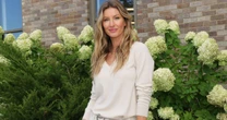 Superalimentos na dieta, pouca carne e 'limpeza' com detox: 6 truques cruciais que fizeram Gisele Bündchen definir seu corpo antes dos 45 anos