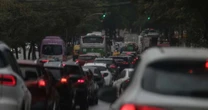 São Paulo registra recorde de trânsito em 2026 em dia de chuva e jogo do Brasil na Copa do Mundo