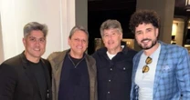 Tarcísio participa de jantar com Latino e empresários na casa do cantor